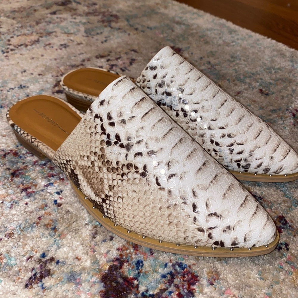 *BRAND NEW* snake skin mules size 9